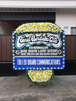 Papan Bunga Duka di Muja Muju